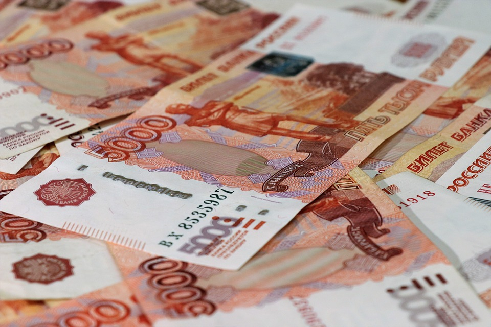 У жителей Коми мошенники через интернет похитили более 100 000 рублей за сутки
