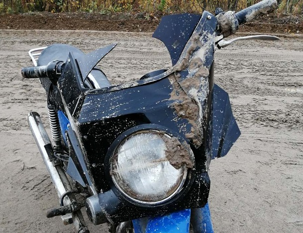 В Коми молодой мотоциклист без шлема скончался до приезда скорой