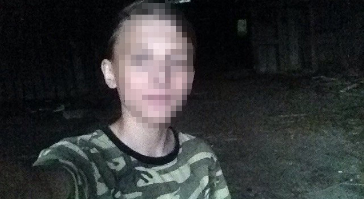 В Кирове подросток готовил взрыв в школе и атаку с холодным оружием