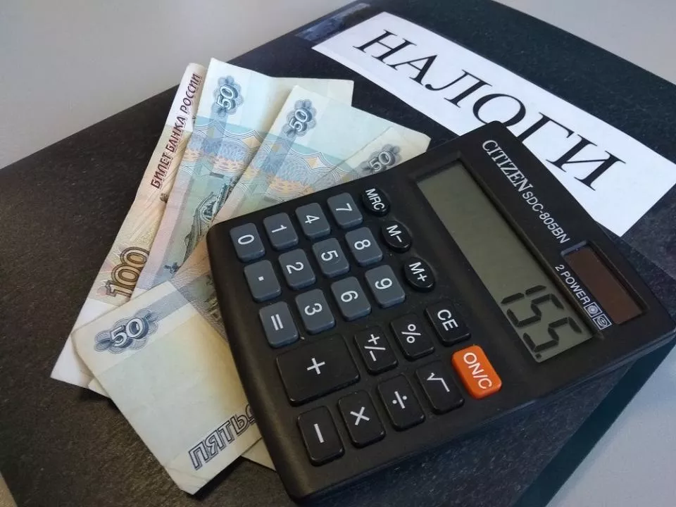 Фото к статье: В Госдуме предложили отменить НДФЛ для россиян с доходом ниже двух МРОТ