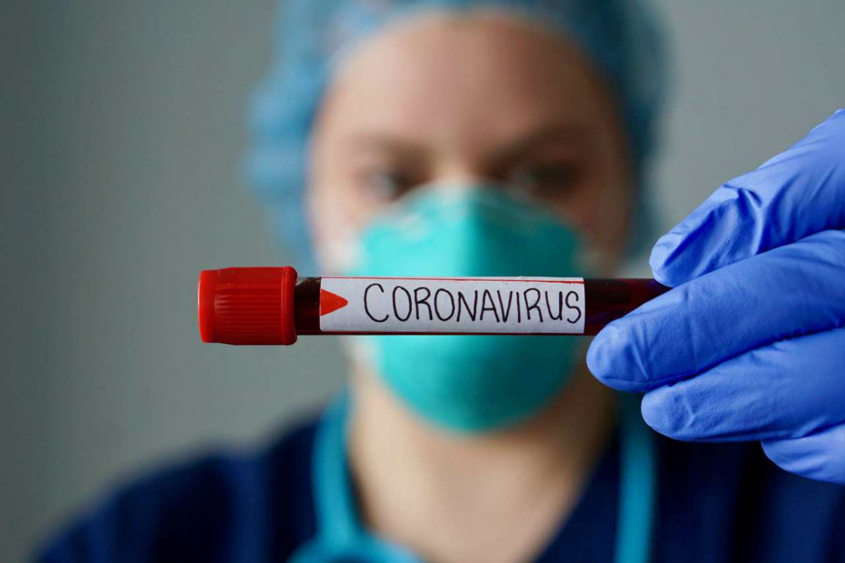Медики рассказали, как проверить себя на коронавирус в домашних условиях