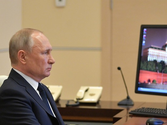 Путин в прямом эфире рассказал о новых мерах по борьбе с коронавирусом