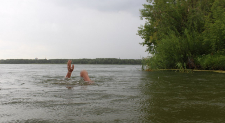 На реке под Сосногорском нашли труп выпавшего из лодки молодого человека