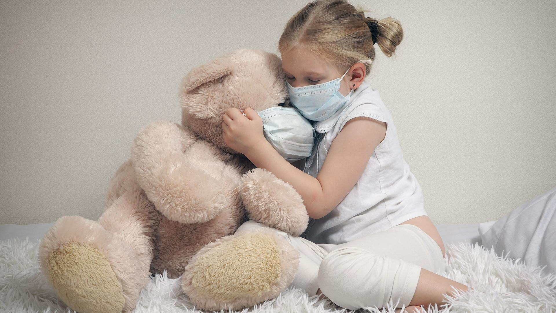 Стали известны основные симптомы коронавируса у детей
