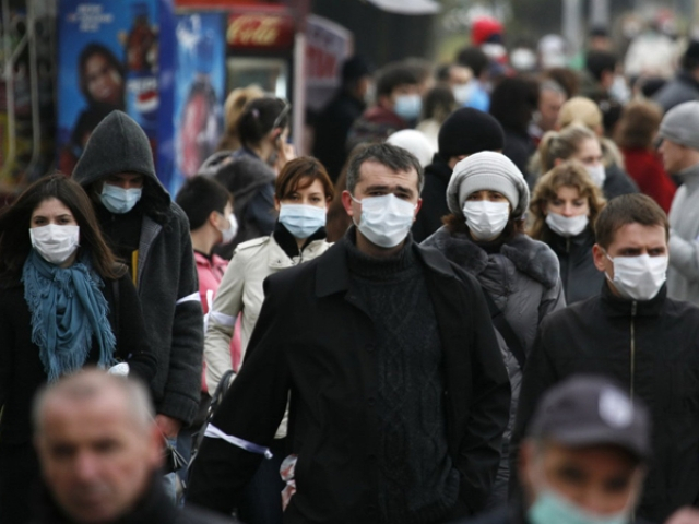 Ухтинцев заставят носить маски до зимы?