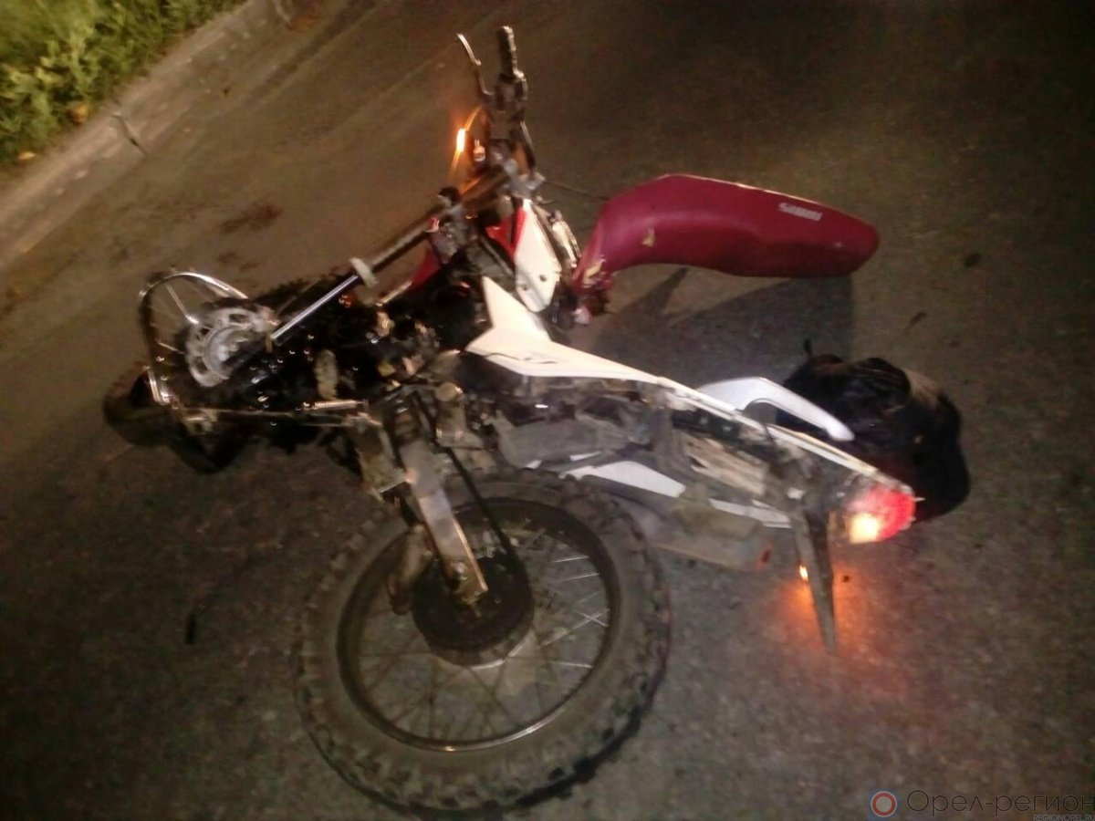В Коми пьяный мотоциклист без прав устроил ДТП