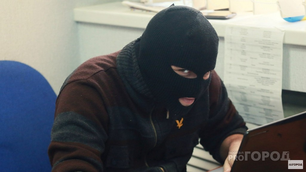 Житель Коми стал жертвой мошенничества на 2,2 миллиона рублей