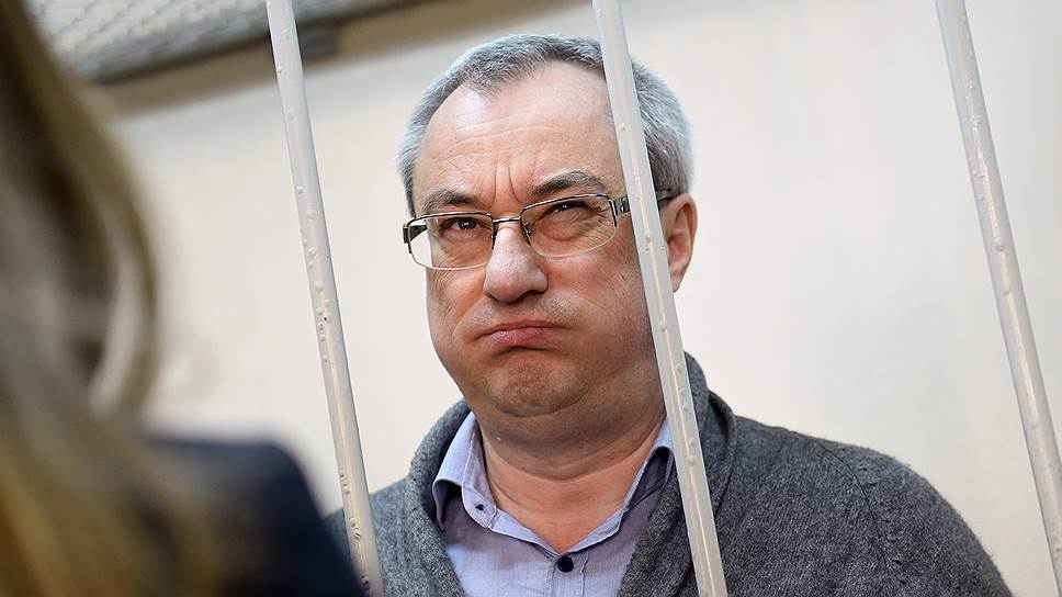 Экс-главу Коми Вячеслава Гайзера до сих пор не доставили в СИЗО Сыктывкара