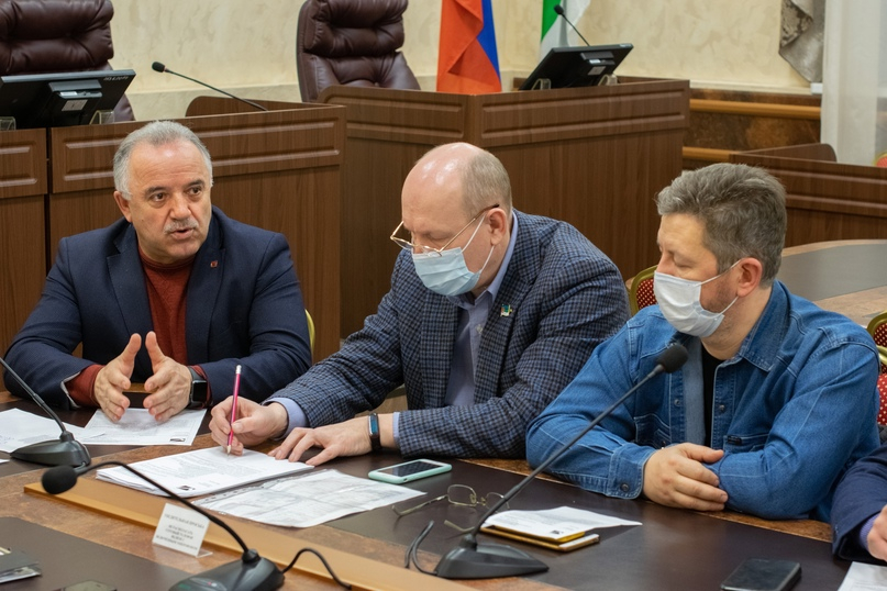 Мэр и депутаты обсудили актуальные вопросы ЖКХ в Ухте