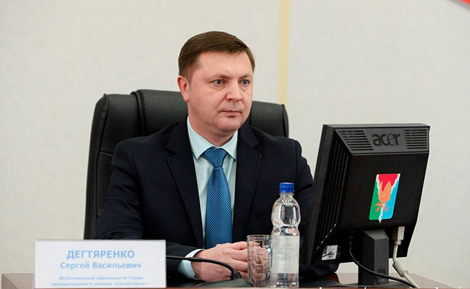 Жители и депутат Сосногорска требуют отставки главу МР "Сосногорск"  Сергея Дегтяренко