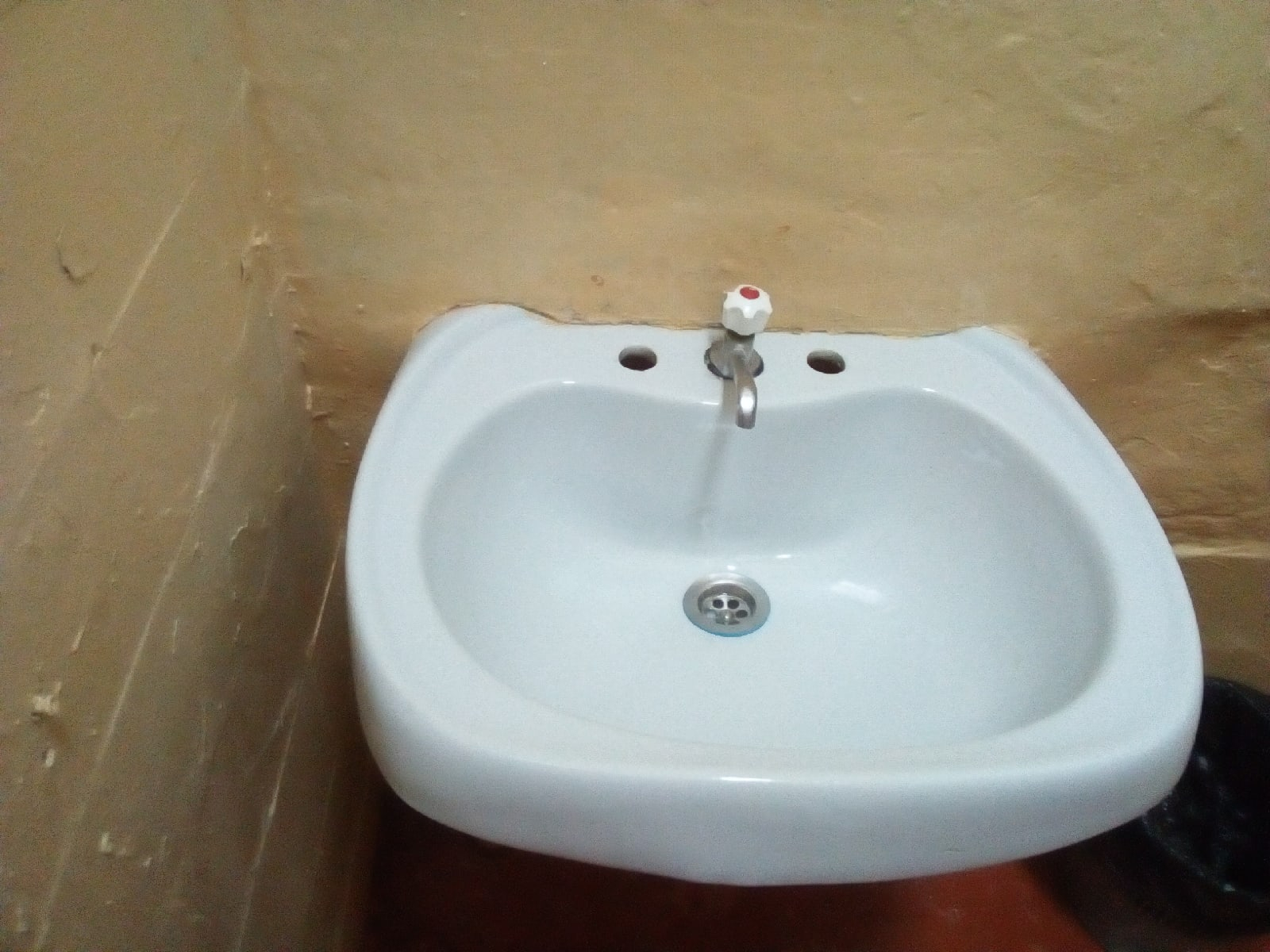 Туалеты в ухтинских школах вселяют ужас в учеников