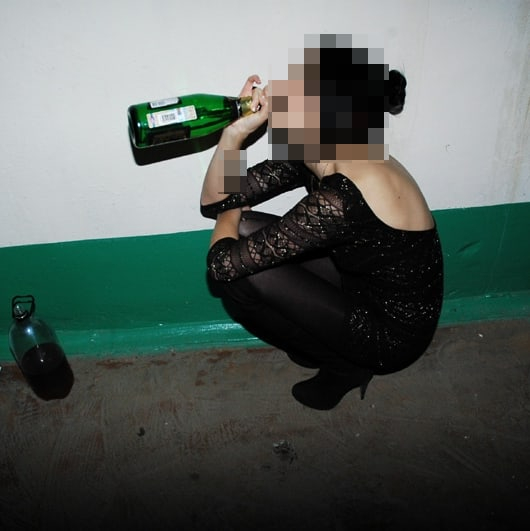 В Коми, мать алкоголичка "променяла" больного малыша на бутылку