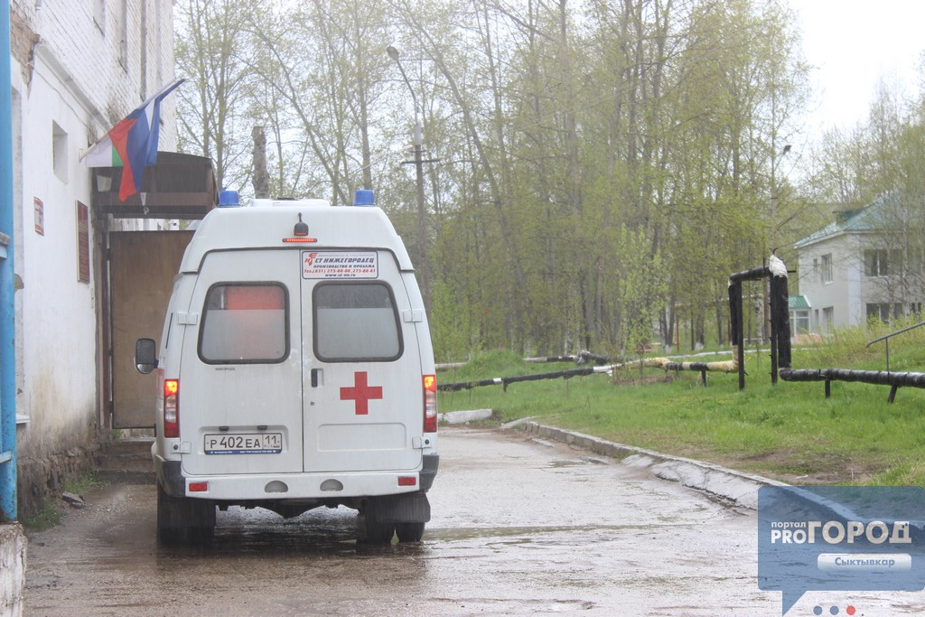 Ухтинская медсестра пострадала от столкновения с пьяным медбратом в коридоре больницы