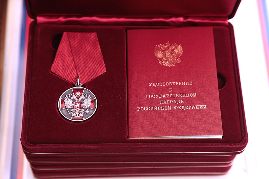 Путин наградил нефтяников Ухты и Коми за добросовестный труд