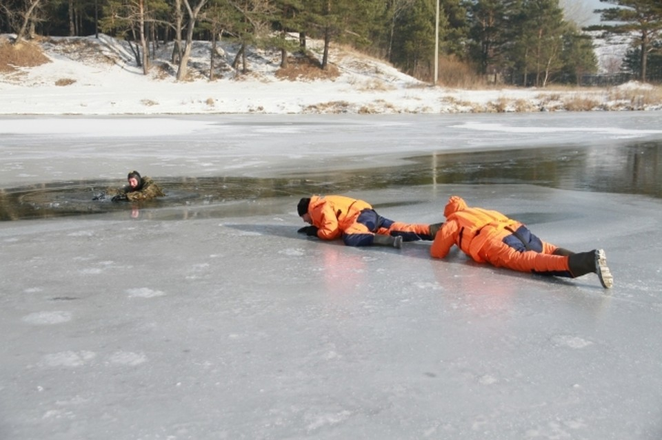 В Коми трагически погиб мужчина из-за льдины на реке