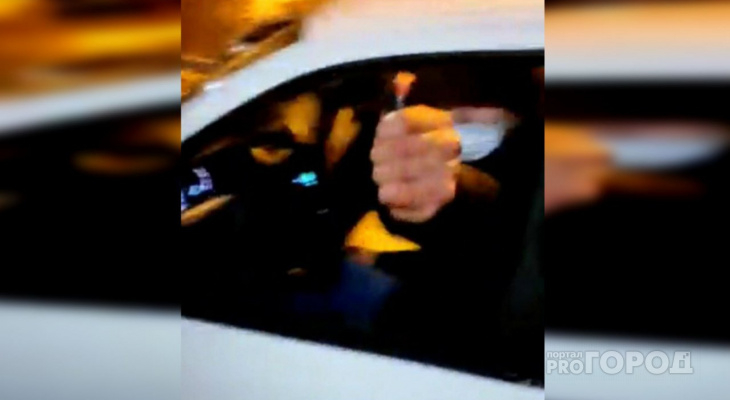 Таксист в Коми порезал пассажира пилкой для ногтей