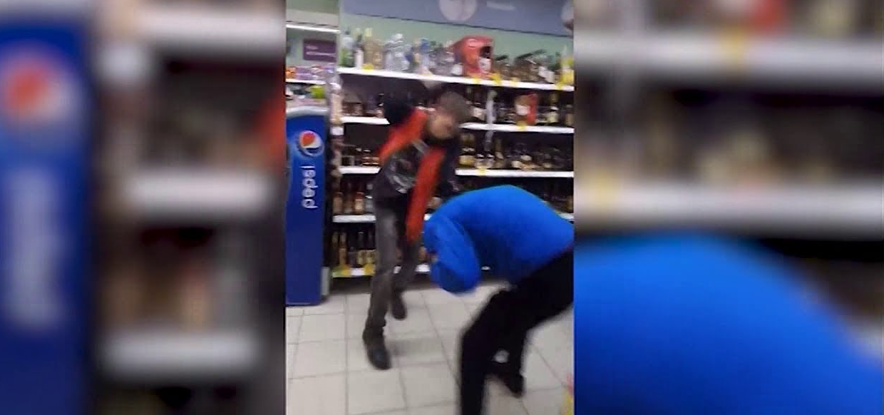 В Ухте пьяный похититель подгузников жестоко подрался с продавцами супермаркета