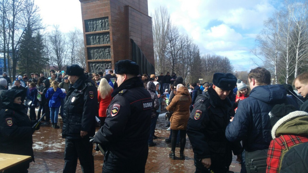 Петербуржцам запретили митинговать  против Путина