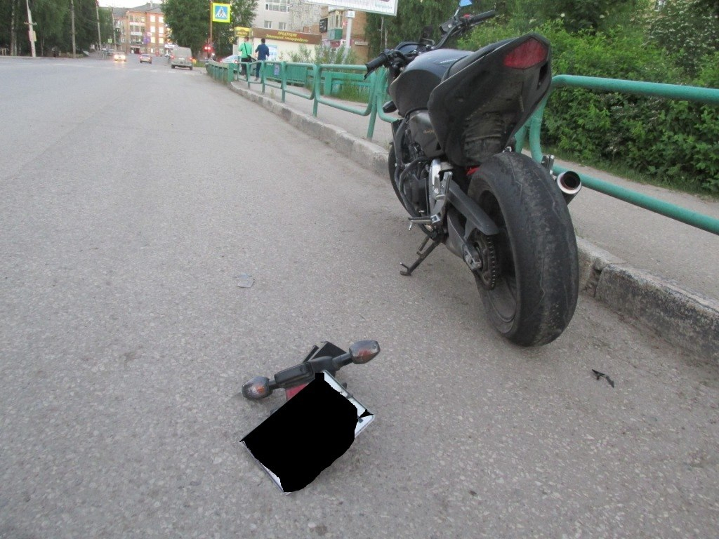 В Ухте после ДТП мотоциклист попал в больницу