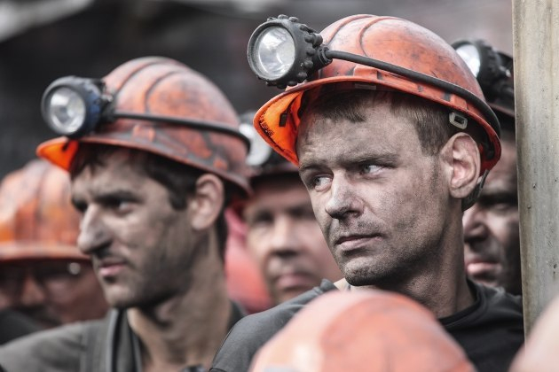 Голодающих шахтеров из Инты снова обманули с деньгами