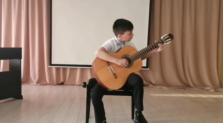 В Детской школе искусств на Нижнем Одесе появились новые музыкальные инструменты и мебель