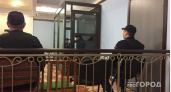 В суде в Коми мужчина испражнился, а потом убежал в лес