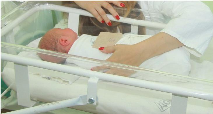 "Дети рождаются с коронавирусом": Минздрав Коми назвал цифры