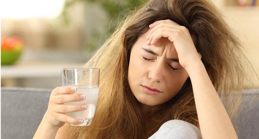 Врач рассказала, как справиться с головной болью без таблеток