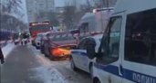 В МФЦ Москвы посетитель расстрелял людей из-за маски