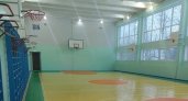В Ухте закончили ремонт спортивного зала школы №5