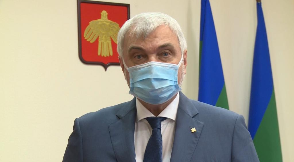 Владимир Уйба назвал причину задержек «скорой» и больших очередей в поликлиниках Коми