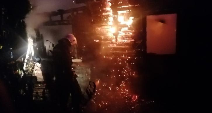 В Сосногорске из горящей сауны пришлось эвакуировать людей