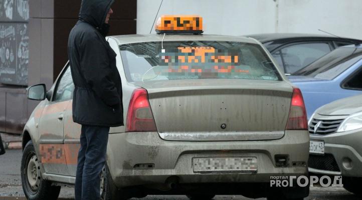 В Коми недовольный пассажир ударил таксиста камнем по голове