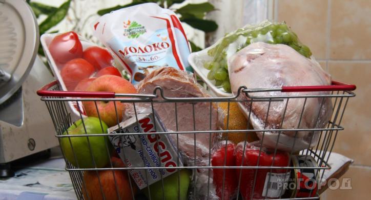 В Коми за неделю подорожали сосиски, сахар и бензин