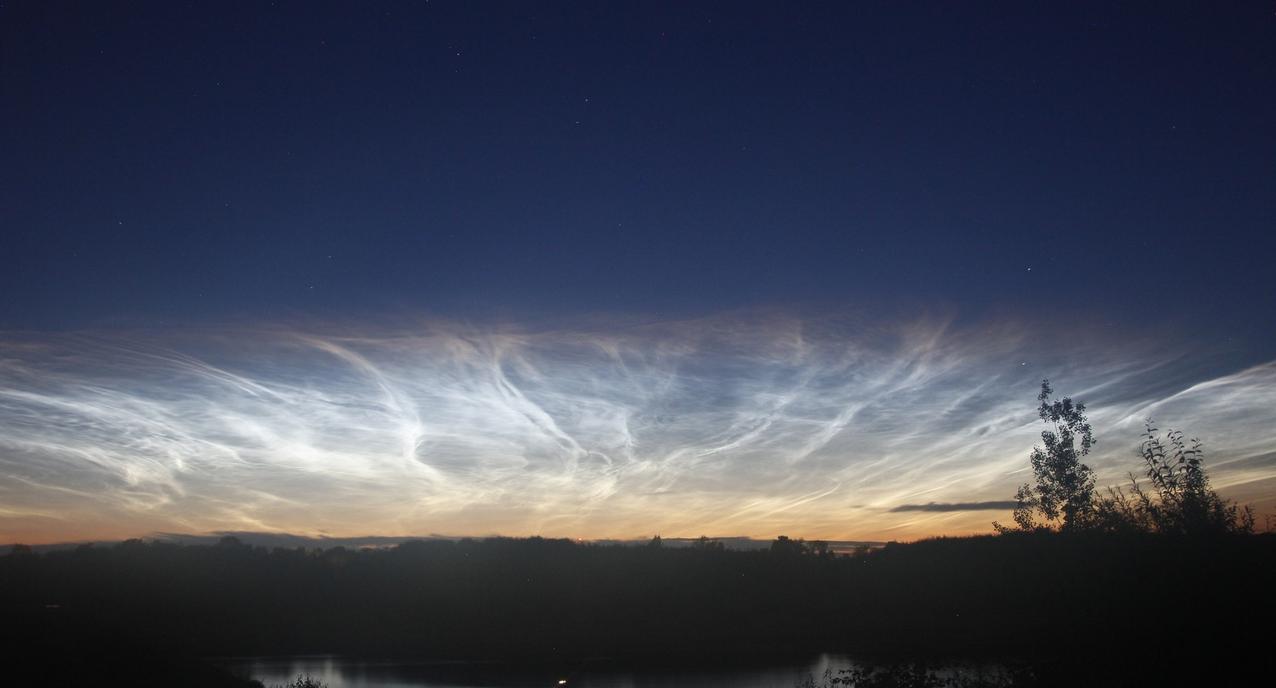 Жители Коми увидели редкие полярные облака