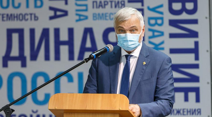 Глава Коми вылечился от COVID-19: "Я перестал выделять вирус и безопасен для окружающих" 