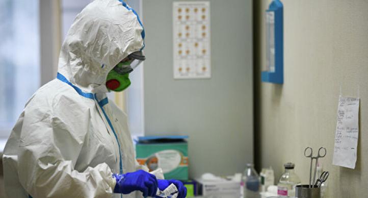 Ученые сделали открытие о влиянии курения на количество антител после прививки