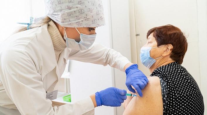 В Ухте снова началась запись на вакцинацию от COVID-19
