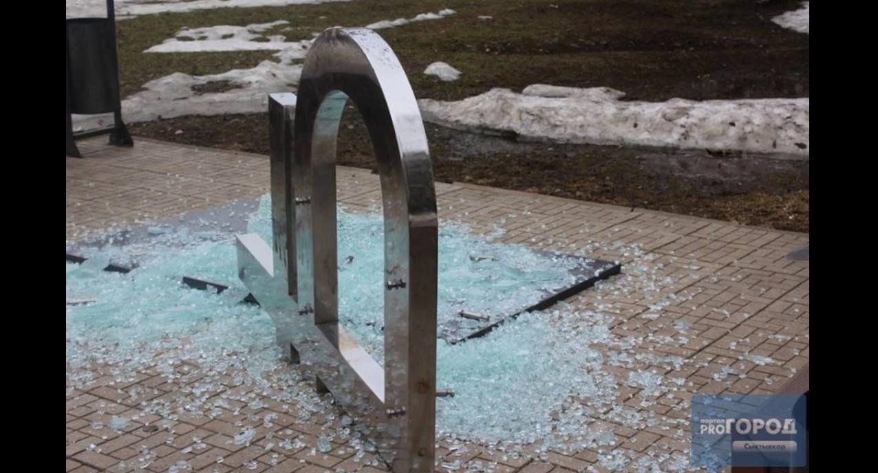 Описан сценарий, в котором рубль пробьет исторический минимум