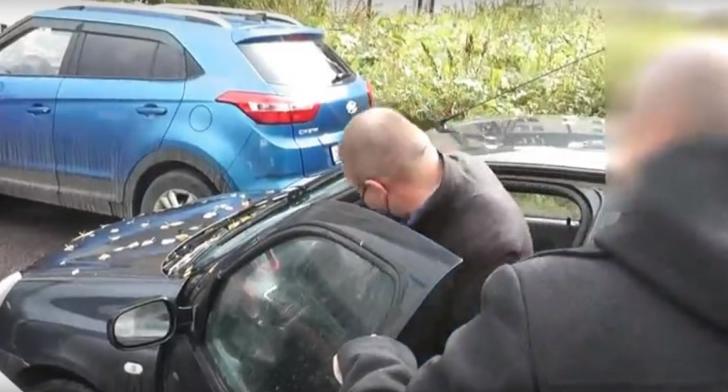 "Честь и совесть": в Коми полицейские очень жестко задержали юношу-инвалида