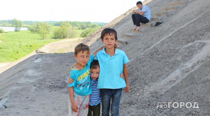 В Коми за полгода гражданами России стали 887 иностранцев