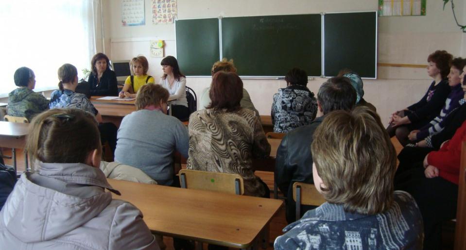В Коми родителям ответили на вопросы связанные с обучением и школой в новом учебном году