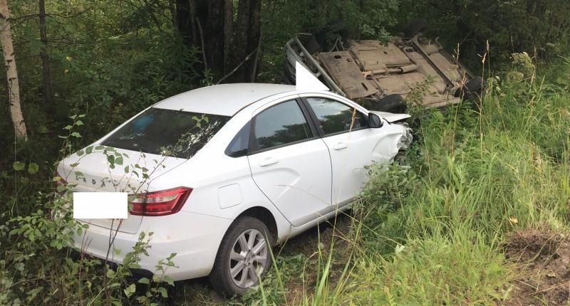 На дороге из Ухты в крупной аварии пострадали сразу три человека