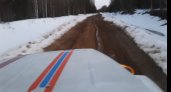 Ухтинские спасатели эвакуировали с зимника в Сосногорске восемь человек