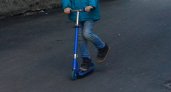 В Сыктывкаре подросток на самокате сбил женщину и скрылся с места происшествия