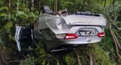 Съехал в кювет, опрокинул машину: в ДТП под Ухтой пострадали двое человек