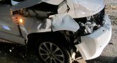 "Бампер иномарки полностью смят": в Ухте произошла серьезная авария