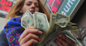 Курс доллара превысил 101 рубль впервые с 23 марта 2022 года