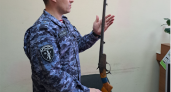 Жители Коми сдали в Росгвардию найденное ими оружие