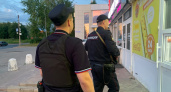 В столице Коми правоохранители разняли нескольких агрессивных посетителей кафе